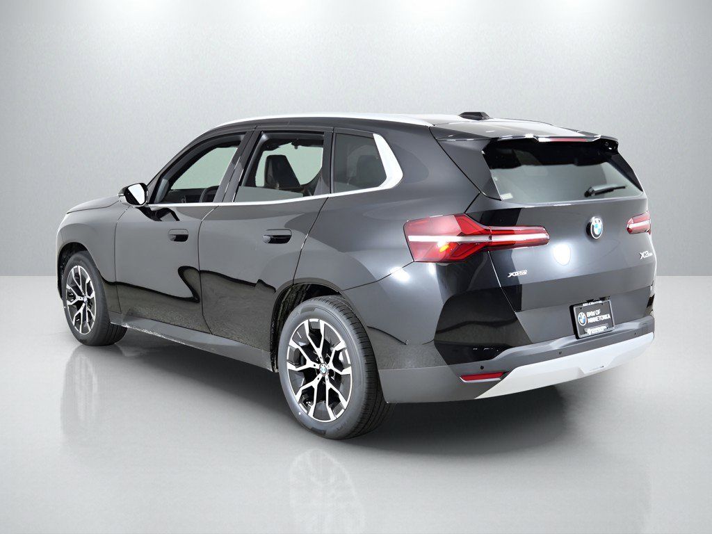 Thumbnail: 2026 BMW X3 - 15