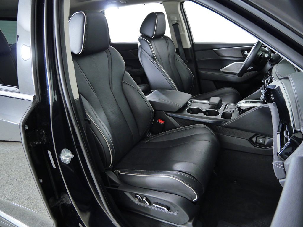 Thumbnail: 2024 Acura MDX - 20
