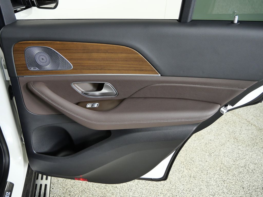 Thumbnail: 2021 Mercedes-Benz GLE - 26