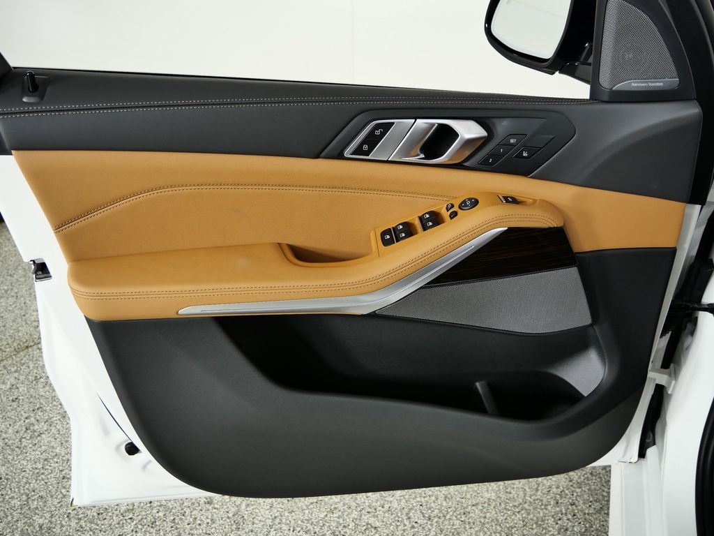 Thumbnail: 2026 BMW X5 - 34