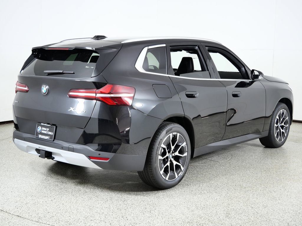 Thumbnail: 2026 BMW X3 - 11