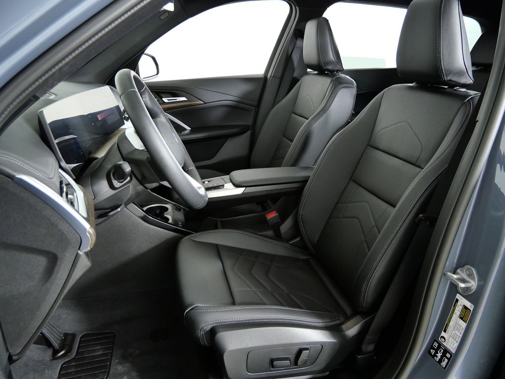 Thumbnail: 2026 BMW X1 - 33