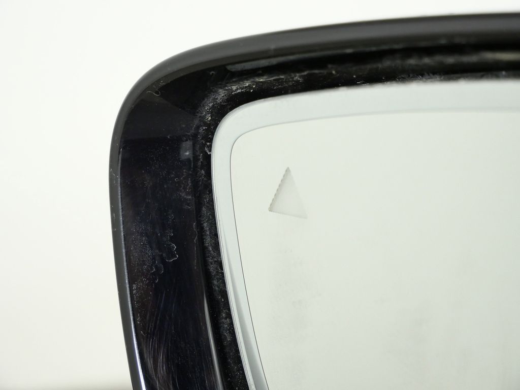 Thumbnail: 2026 BMW i4 - 37