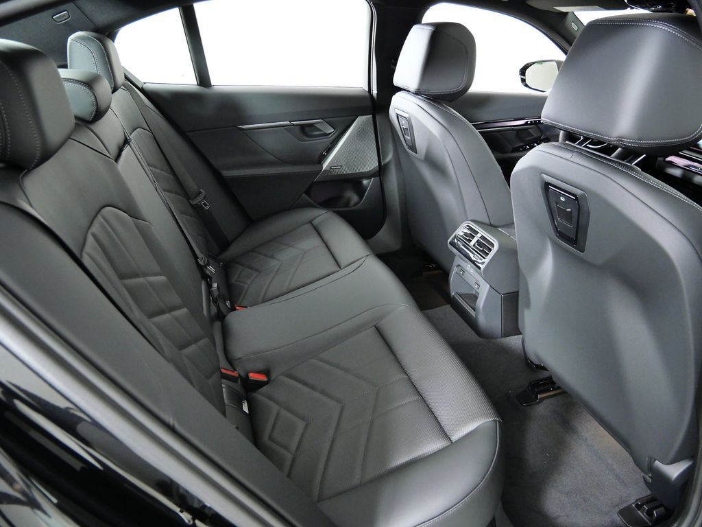 Thumbnail: 2026 BMW 5 Series - 24