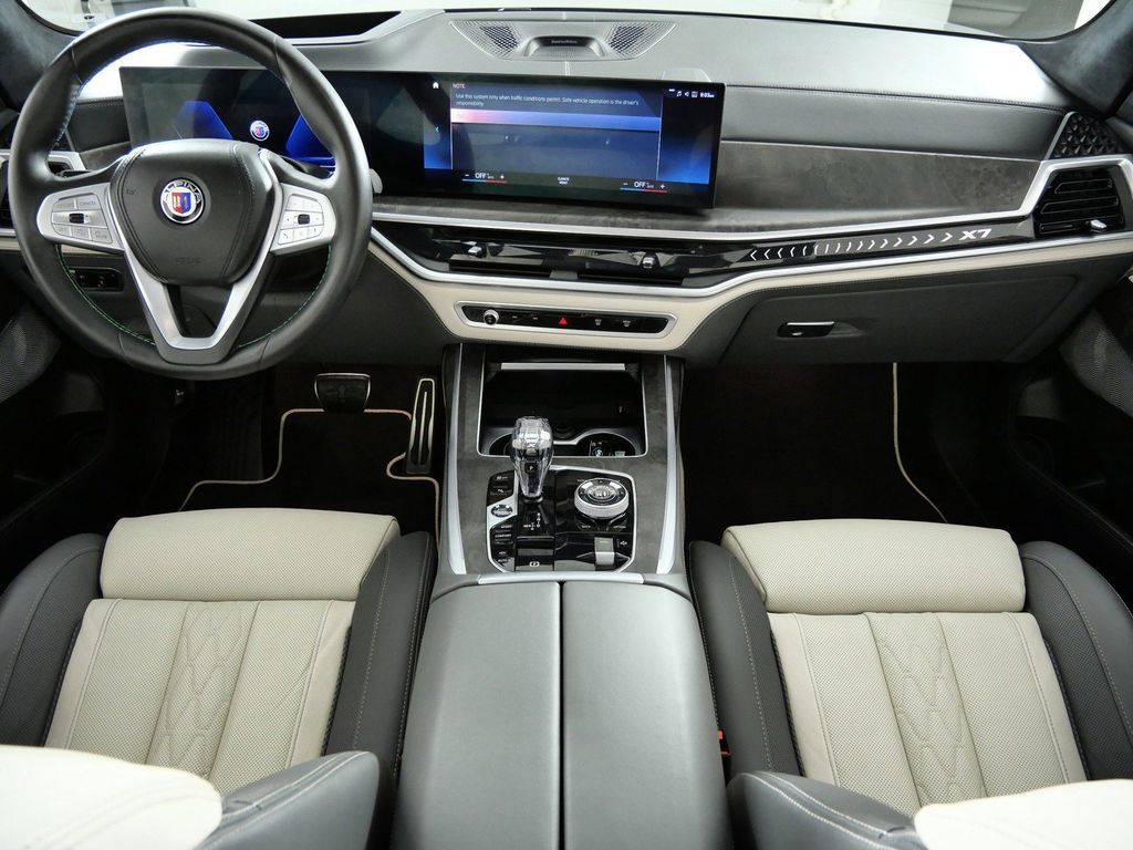 Thumbnail: 2023 BMW X7 - 5