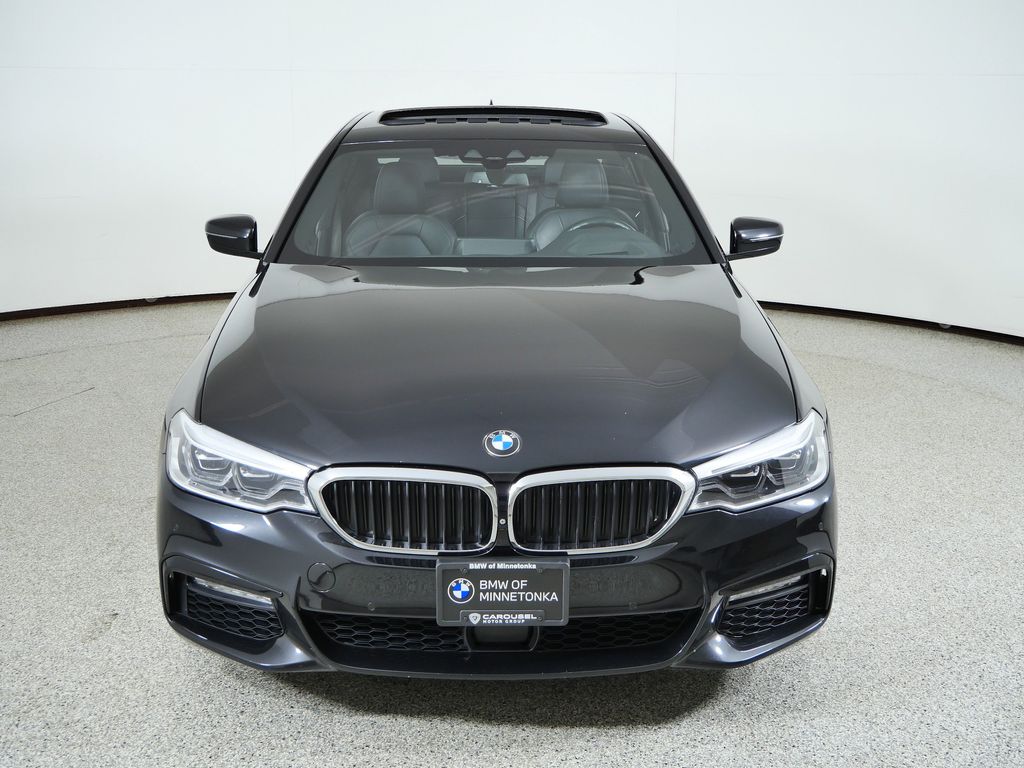 Thumbnail: 2017 BMW 5 Series - 16