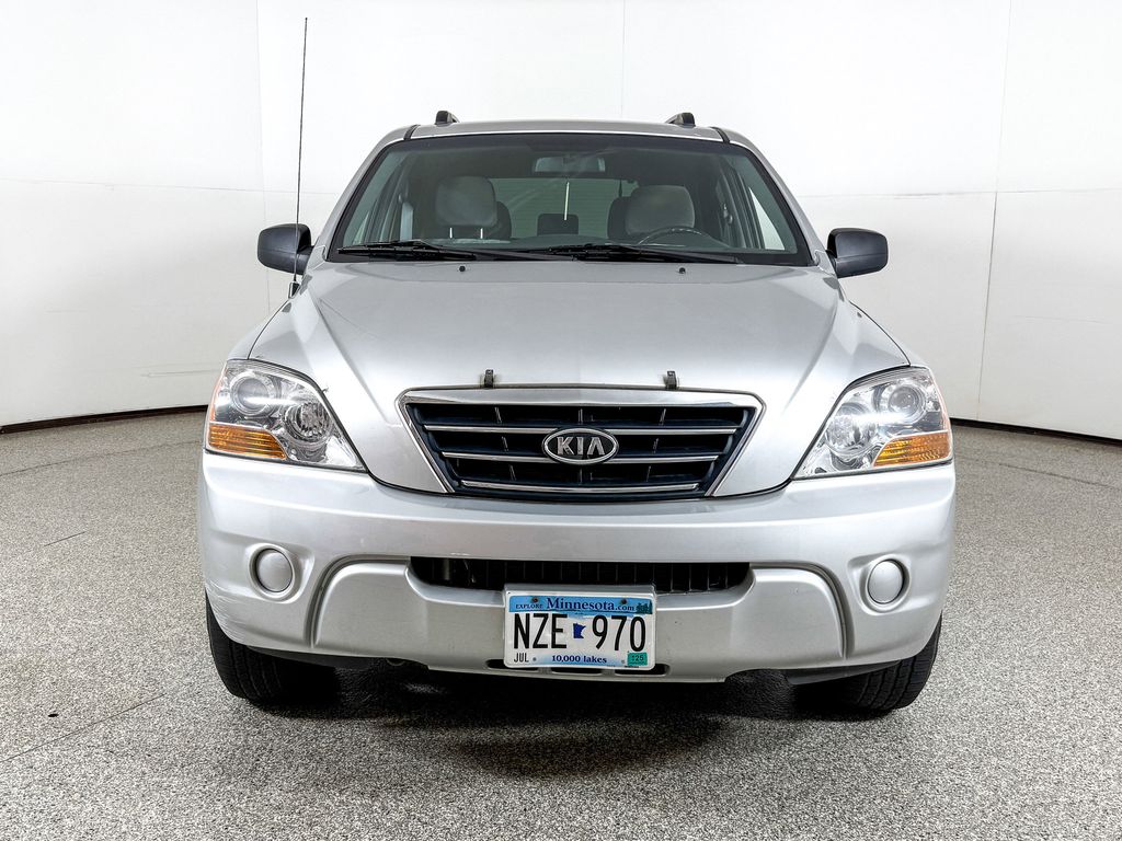 Thumbnail: 2008 Kia Sorento - 3