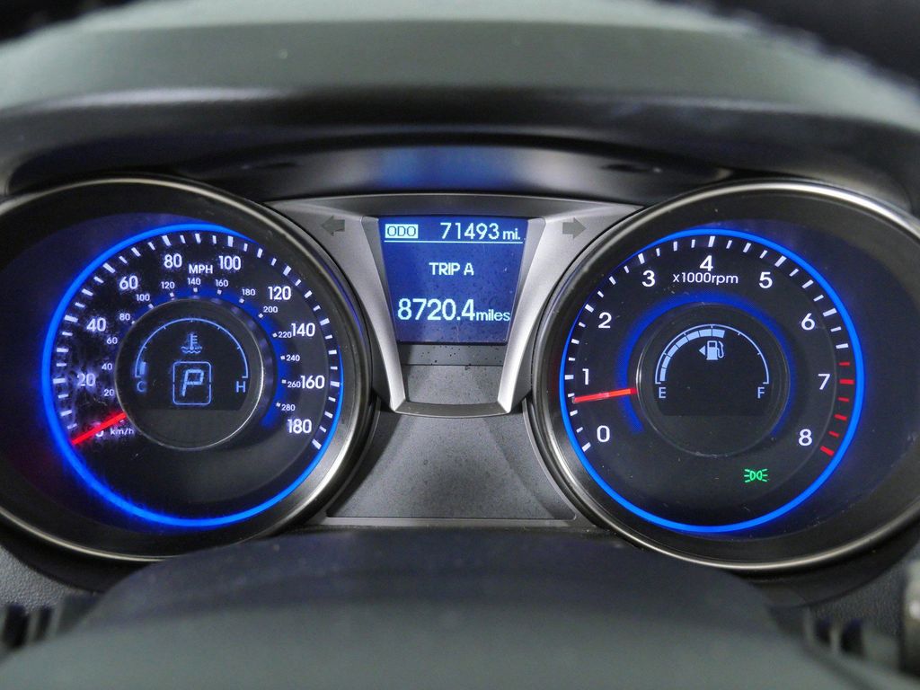 Thumbnail: 2015 Hyundai Genesis - 50