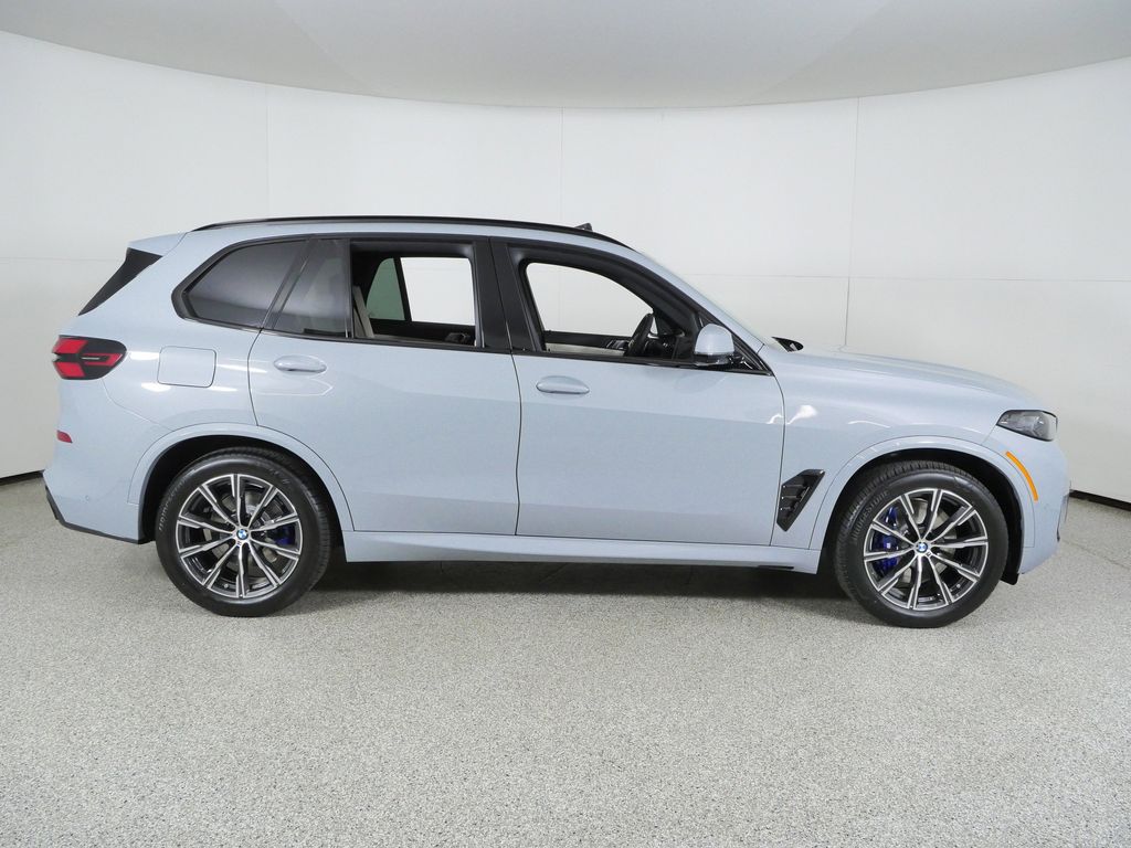 Thumbnail: 2026 BMW X5 - 8