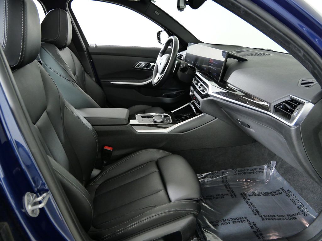Thumbnail: 2023 BMW 3 Series - 24