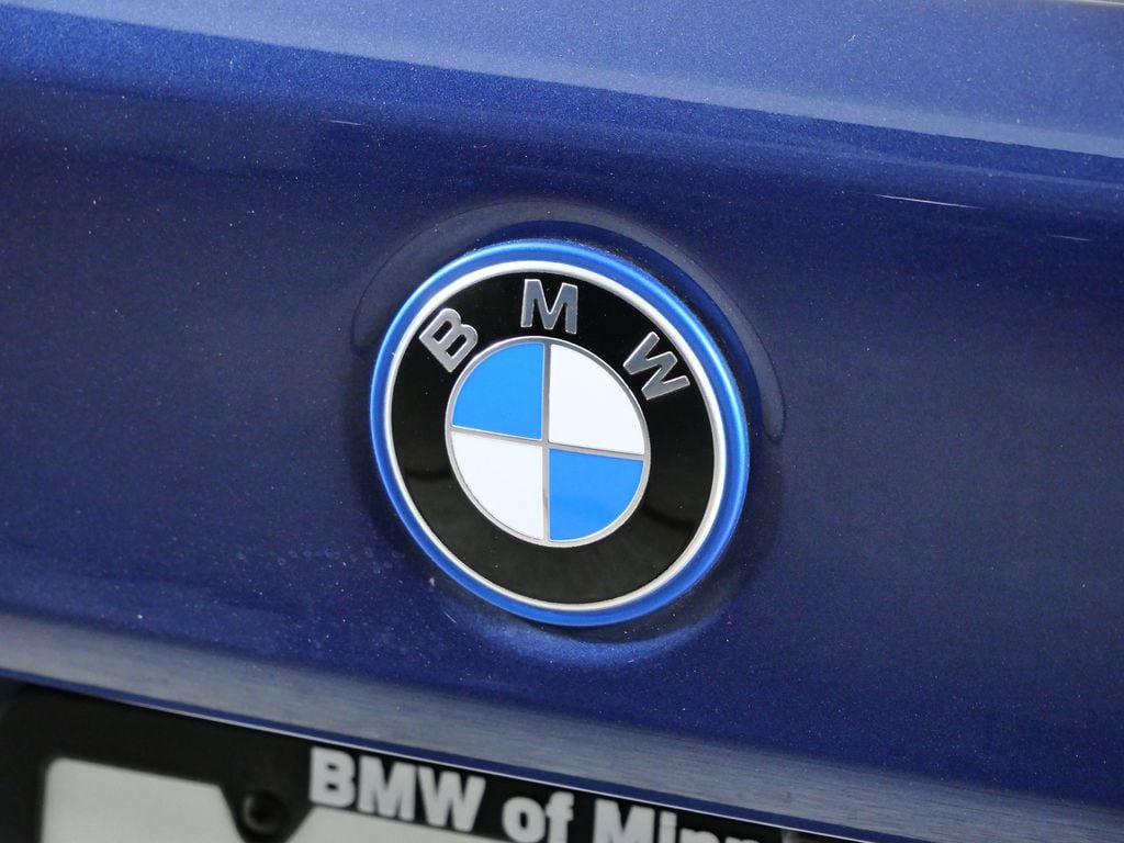 Thumbnail: 2023 BMW 5 Series - 14