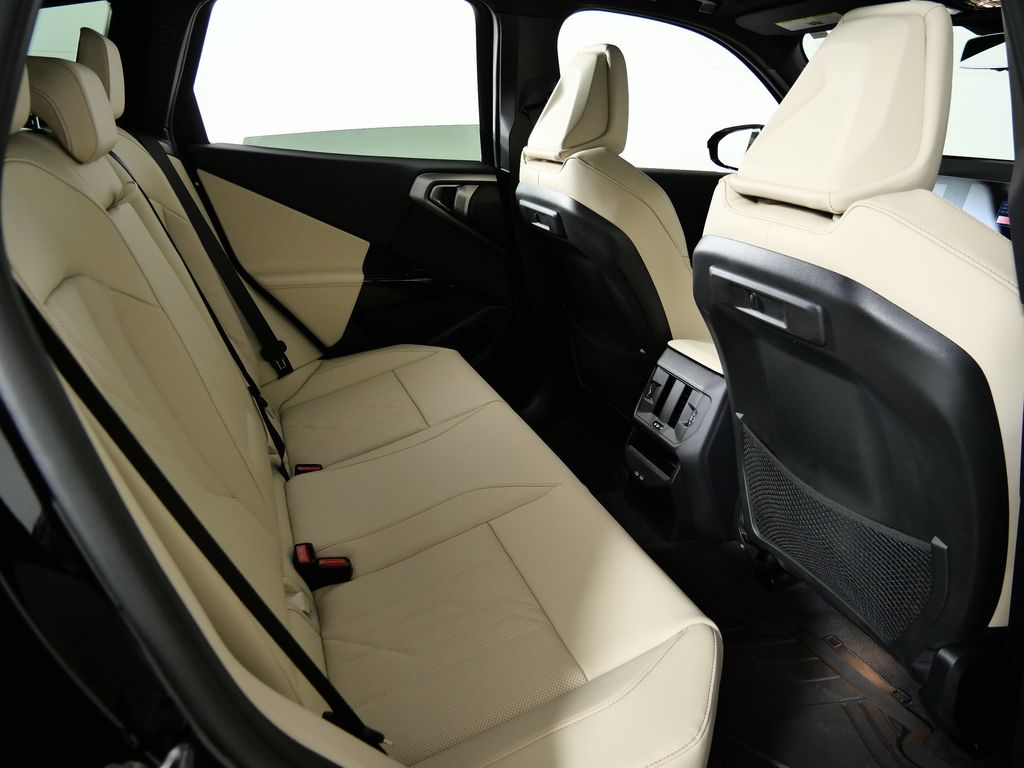 Thumbnail: 2026 BMW X3 - 25