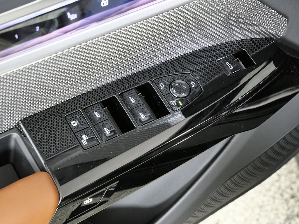 Thumbnail: 2026 BMW 7 Series - 36