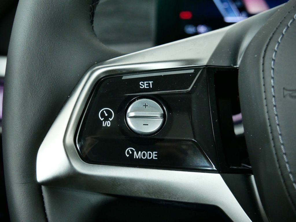 Thumbnail: 2024 BMW i7 - 36
