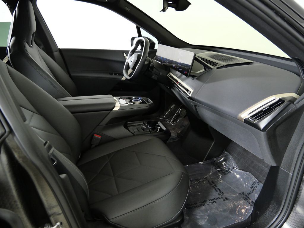 Thumbnail: 2024 BMW iX - 26