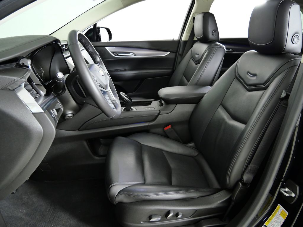 Thumbnail: 2018 Cadillac XT5 - 35