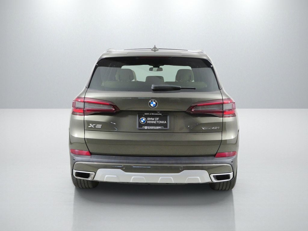 Thumbnail: 2021 BMW X5 - 10