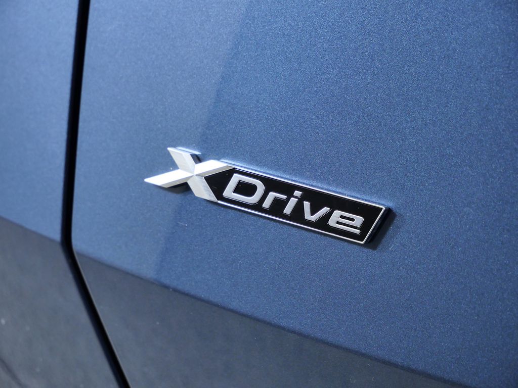 Thumbnail: 2026 BMW X3 - 13