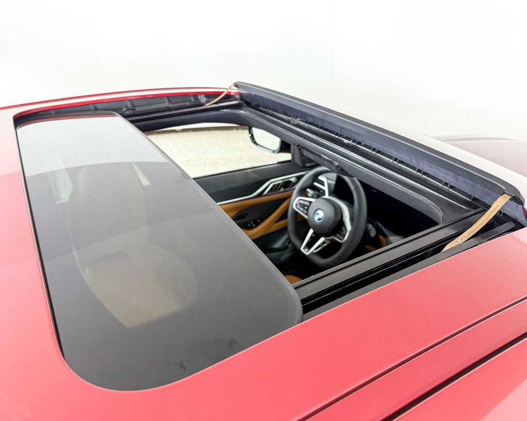 Thumbnail: 2025 BMW i4 - 21