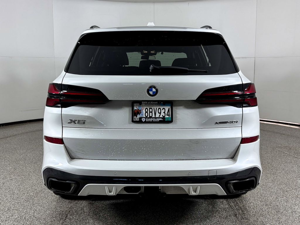 Thumbnail: 2024 BMW X5 - 6