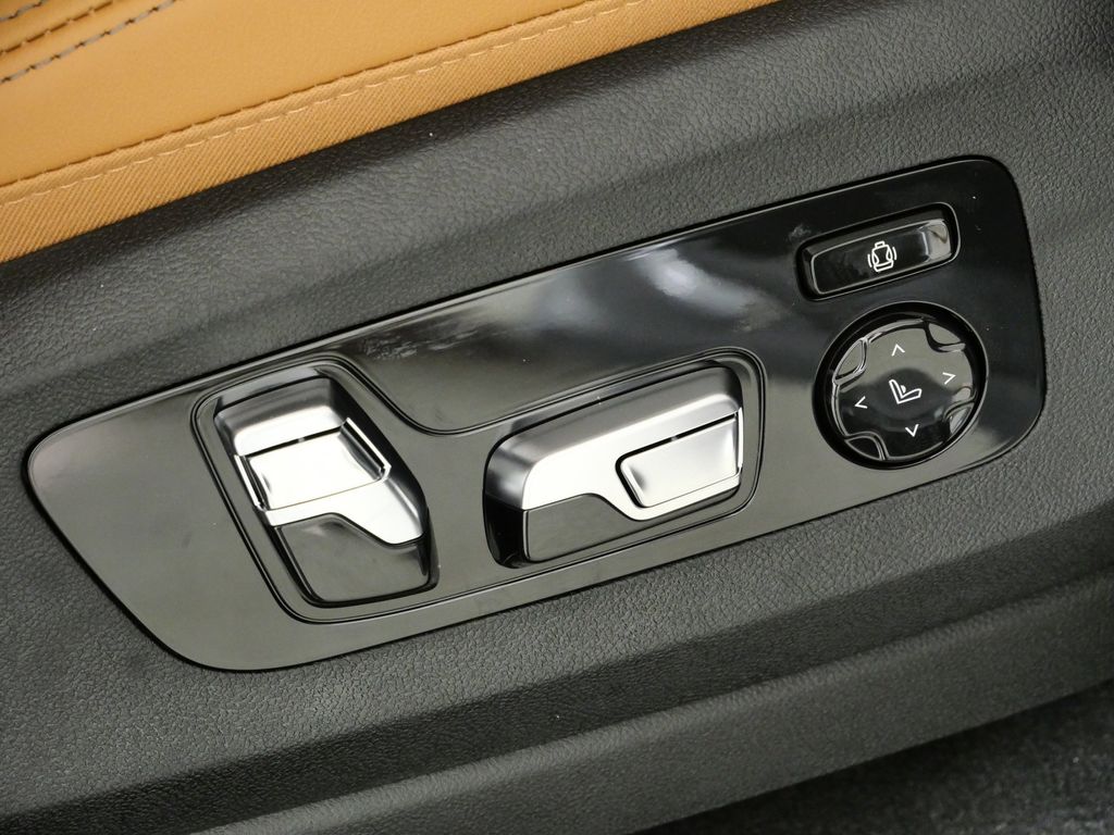 Thumbnail: 2026 BMW X5 - 22