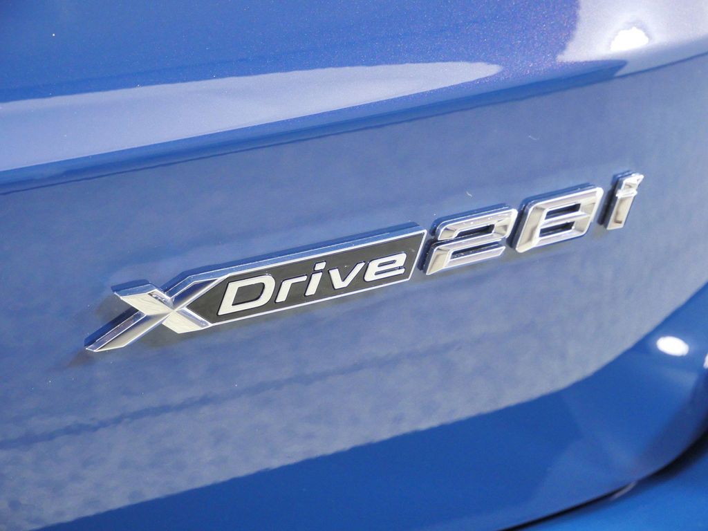 Thumbnail: 2026 BMW X1 - 12