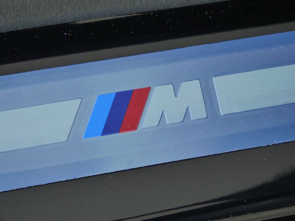 Thumbnail: 2027 BMW 5 Series - 24