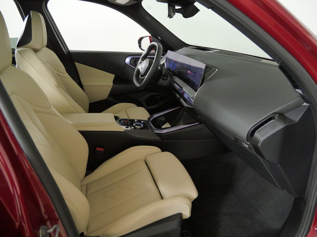 Thumbnail: 2025 BMW X3 - 23