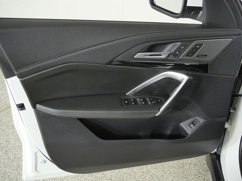 Thumbnail: 2026 BMW X1 - 31