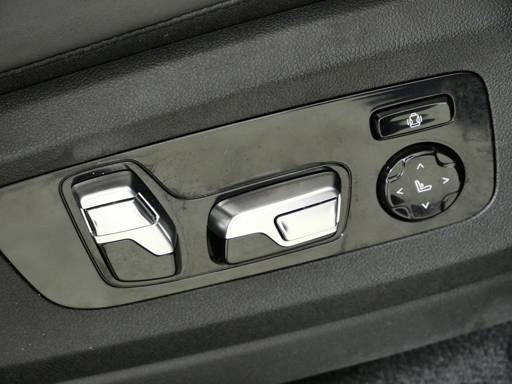 Thumbnail: 2019 BMW X5 - 23