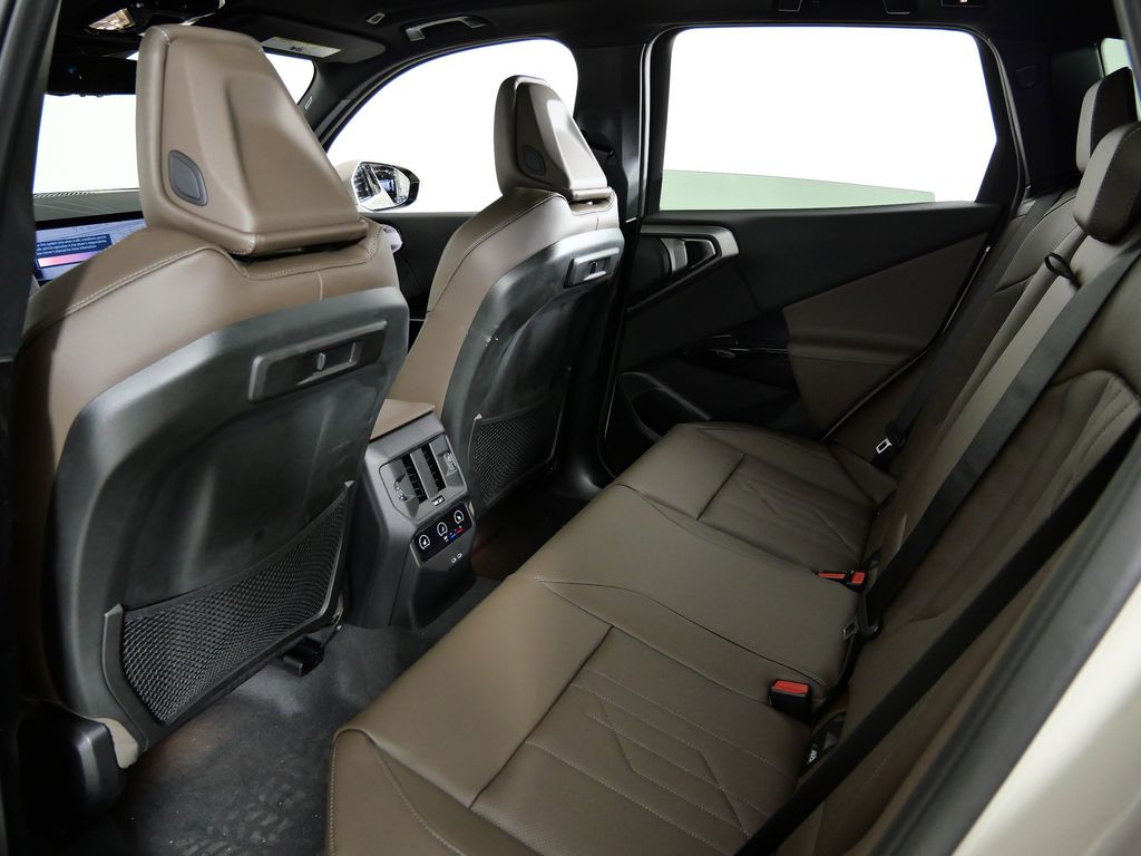 Thumbnail: 2026 BMW X3 - 30