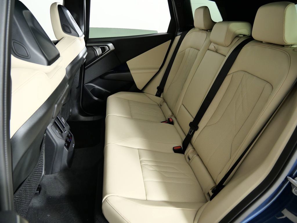 Thumbnail: 2026 BMW X3 - 34