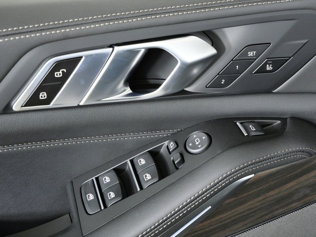 Thumbnail: 2026 BMW X5 - 37