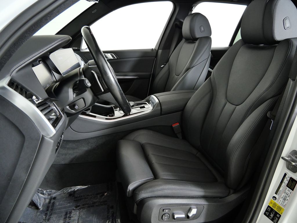 Thumbnail: 2020 BMW X5 - 36