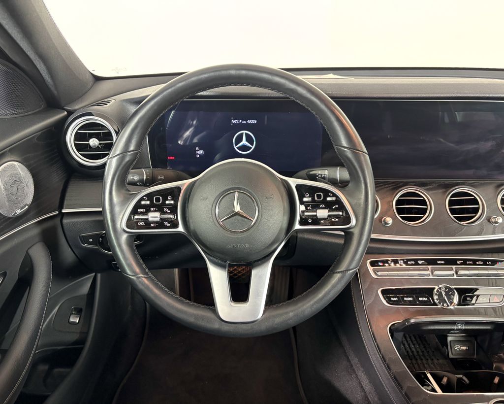 Thumbnail: 2020 Mercedes-Benz E-Class - 8