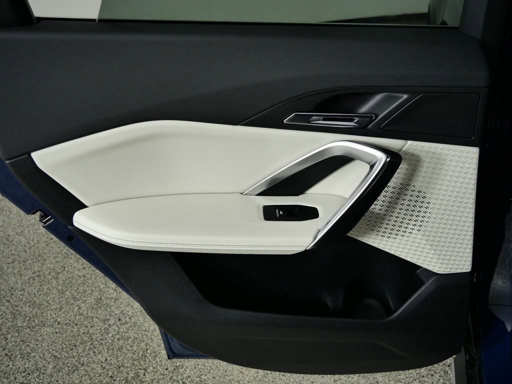 Thumbnail: 2026 BMW X1 - 31