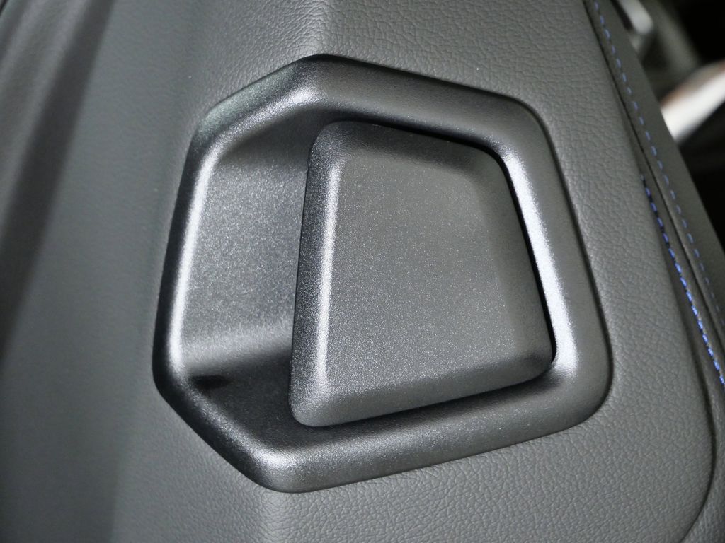 Thumbnail: 2026 BMW M2 - 23