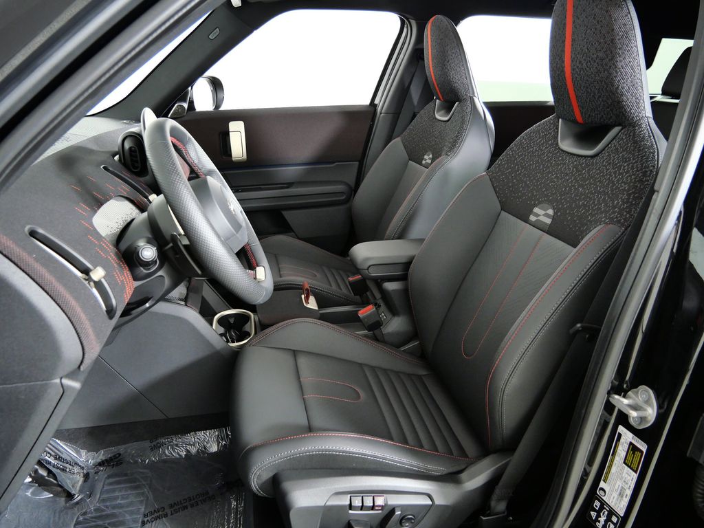 Thumbnail: 2025 MINI Cooper Countryman - 34