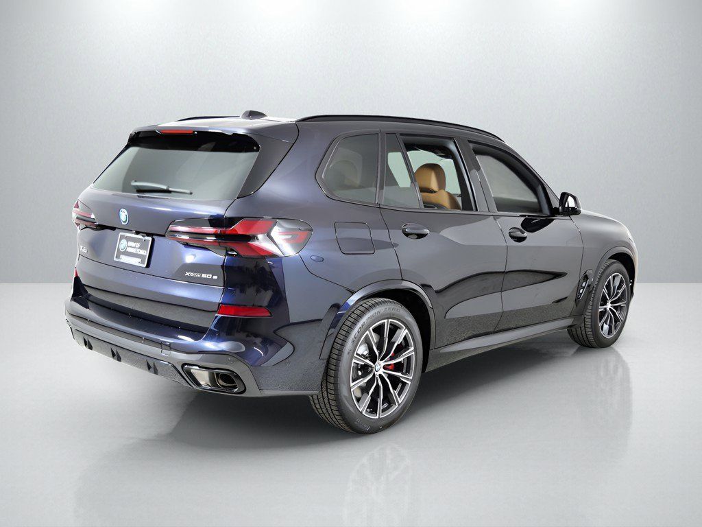 Thumbnail: 2026 BMW X5 - 10