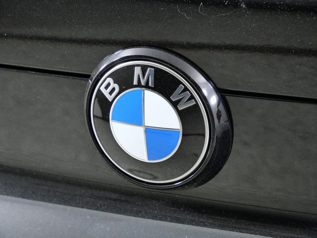 Thumbnail: 2026 BMW X6 - 11