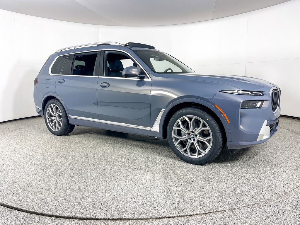 Thumbnail: 2025 BMW X7 - 5