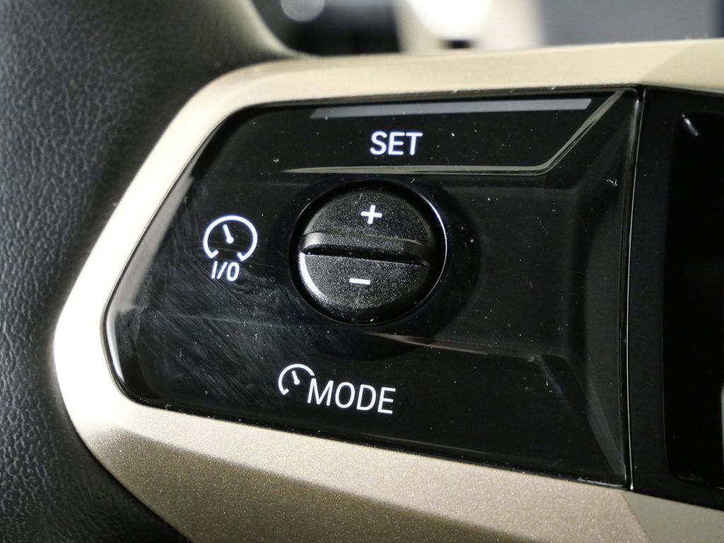 Thumbnail: 2023 BMW iX - 45