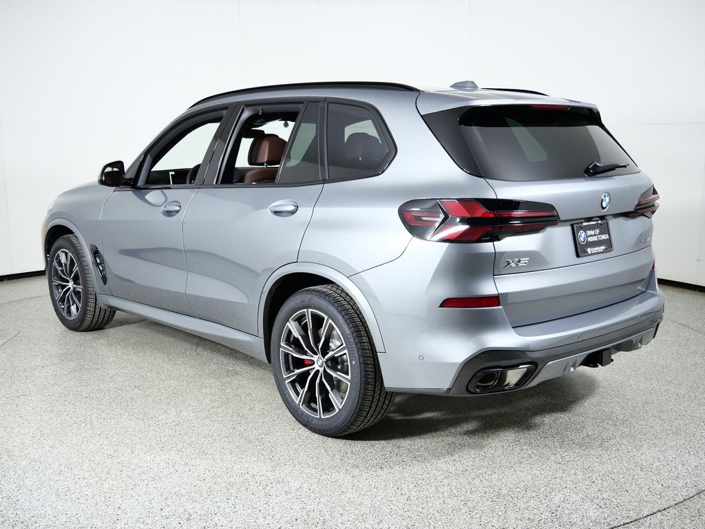 Thumbnail: 2026 BMW X5 - 14