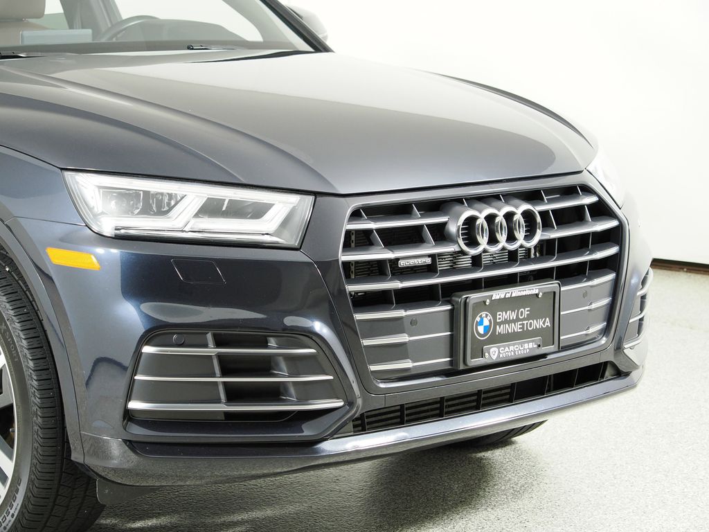 Thumbnail: 2020 Audi Q5 - 4