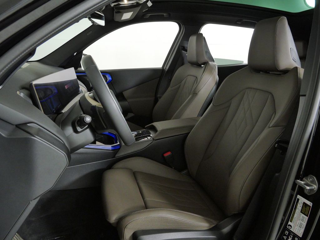 Thumbnail: 2025 BMW X3 - 39