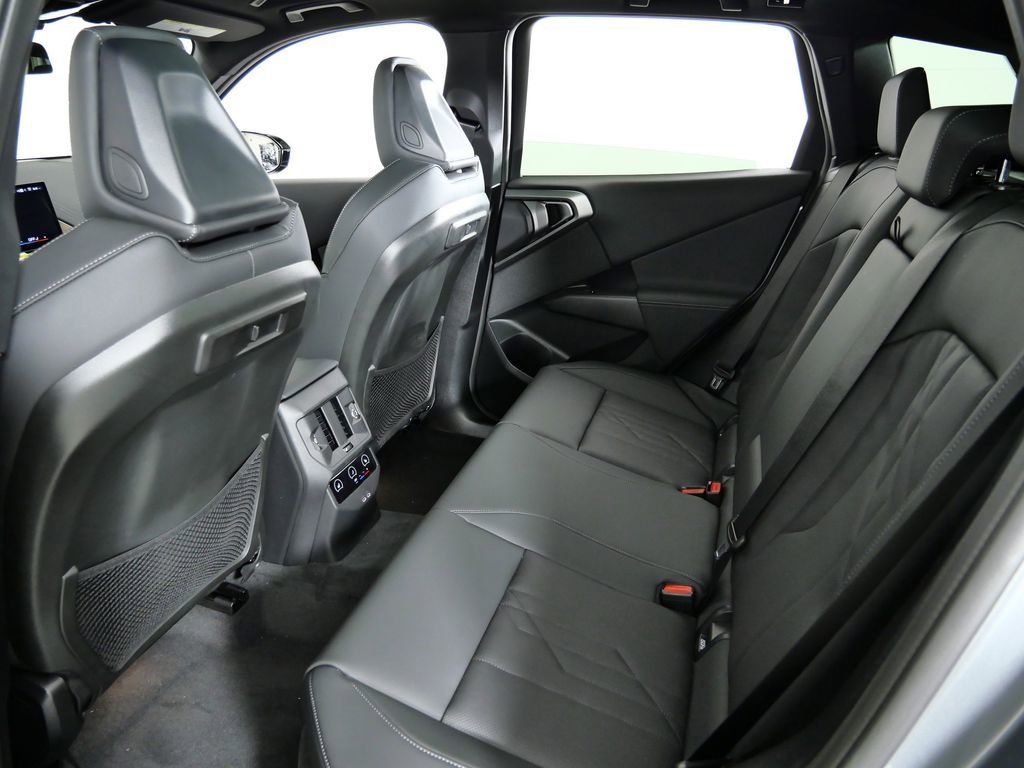 Thumbnail: 2026 BMW X3 - 32