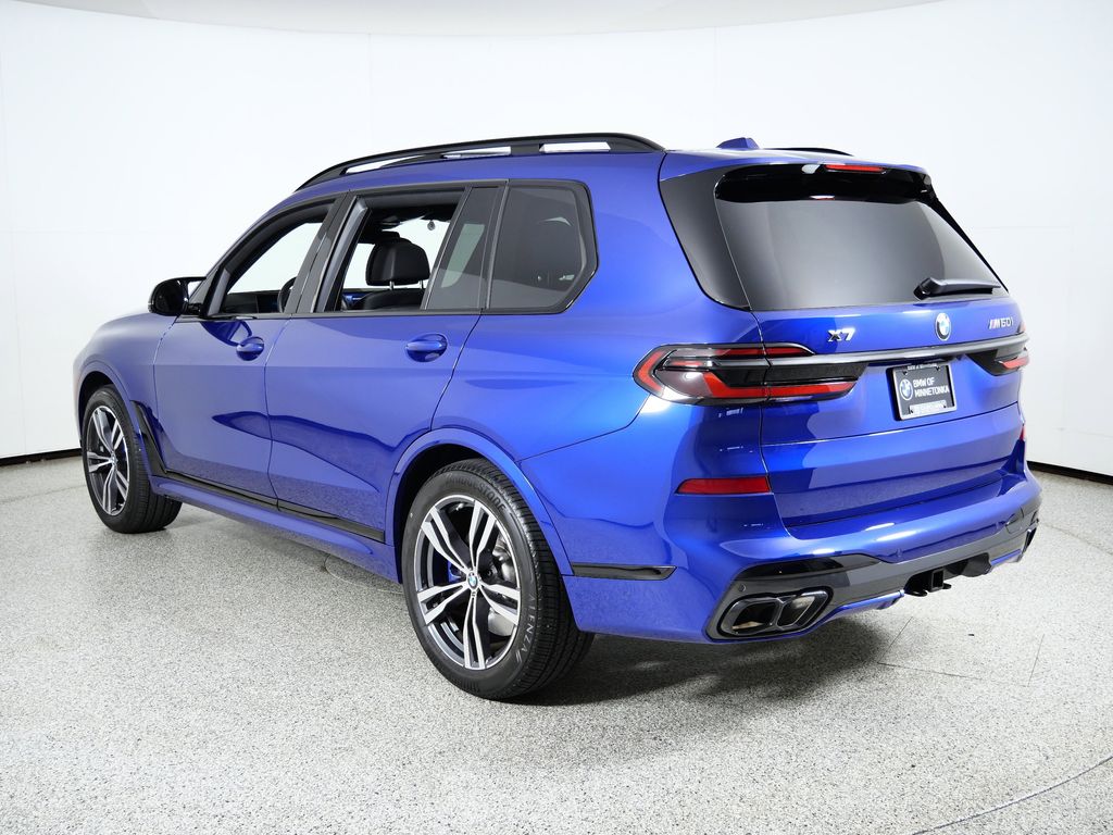 Thumbnail: 2025 BMW X7 - 17