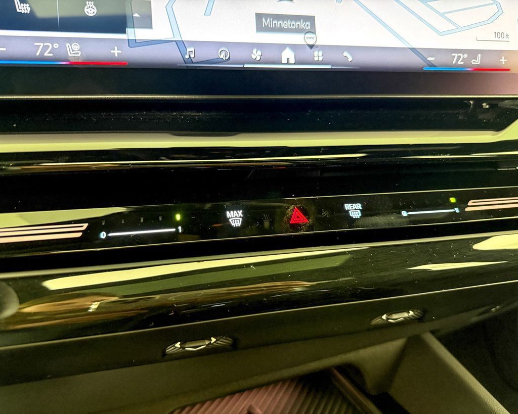 Thumbnail: 2025 BMW 5 Series - 48