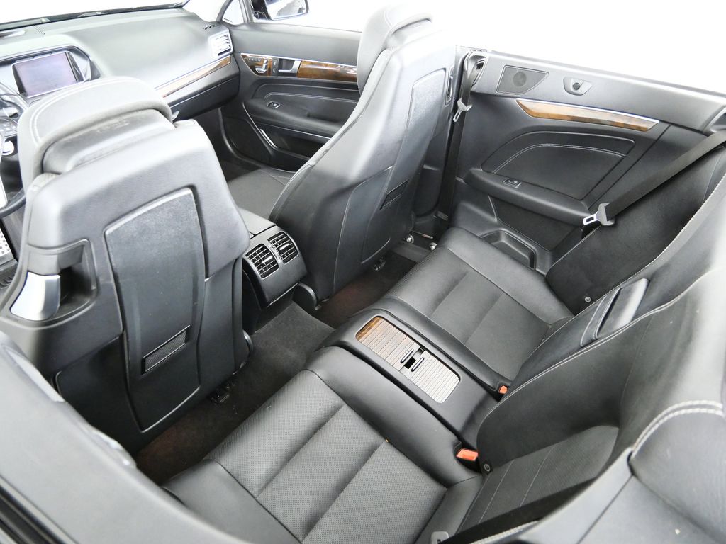 Thumbnail: 2014 Mercedes-Benz E-Class - 30