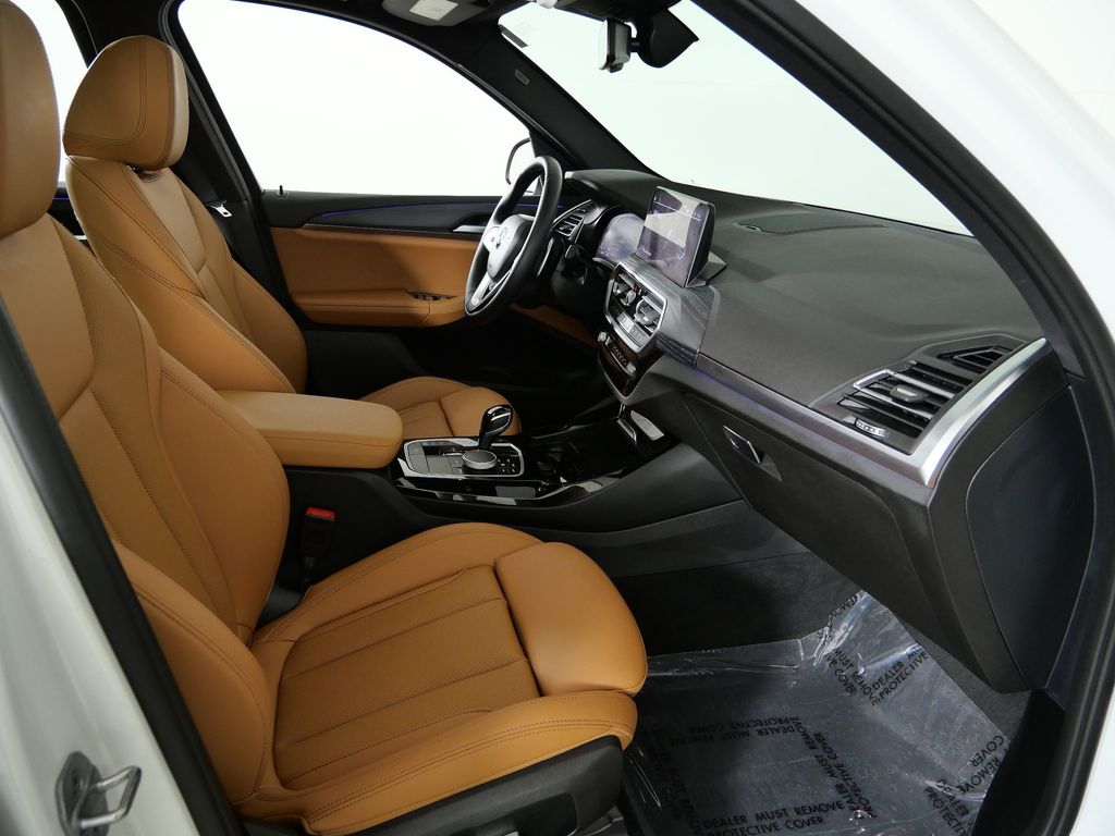 Thumbnail: 2023 BMW X3 - 24